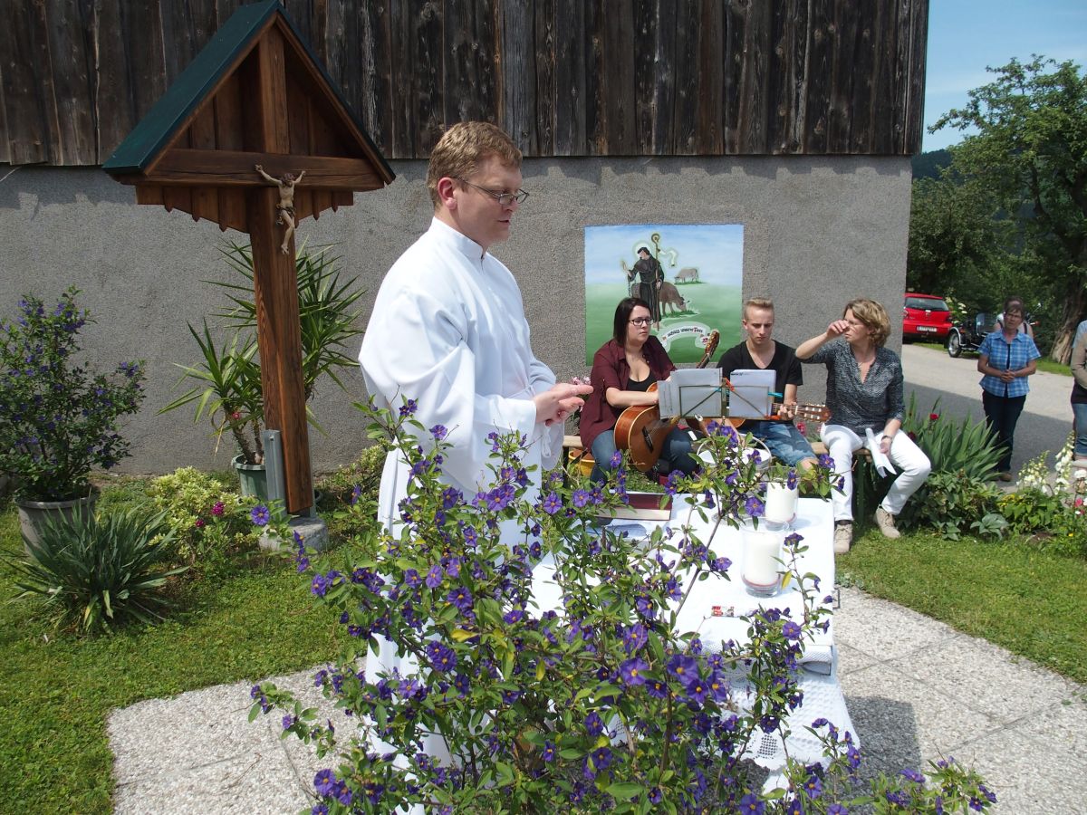 Maiandacht bei Familie Pfeffer