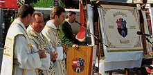 Bilder von Messe anlässlich 100 Jahre Stadtkapelle mit Fahnenweihe