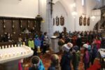 Familienmesse mit den Erstkommunionkindern und Volksschulkaffee im Pfarrzentrum