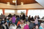 Familienmesse mit den Erstkommunionkindern und Volksschulkaffee im Pfarrzentrum